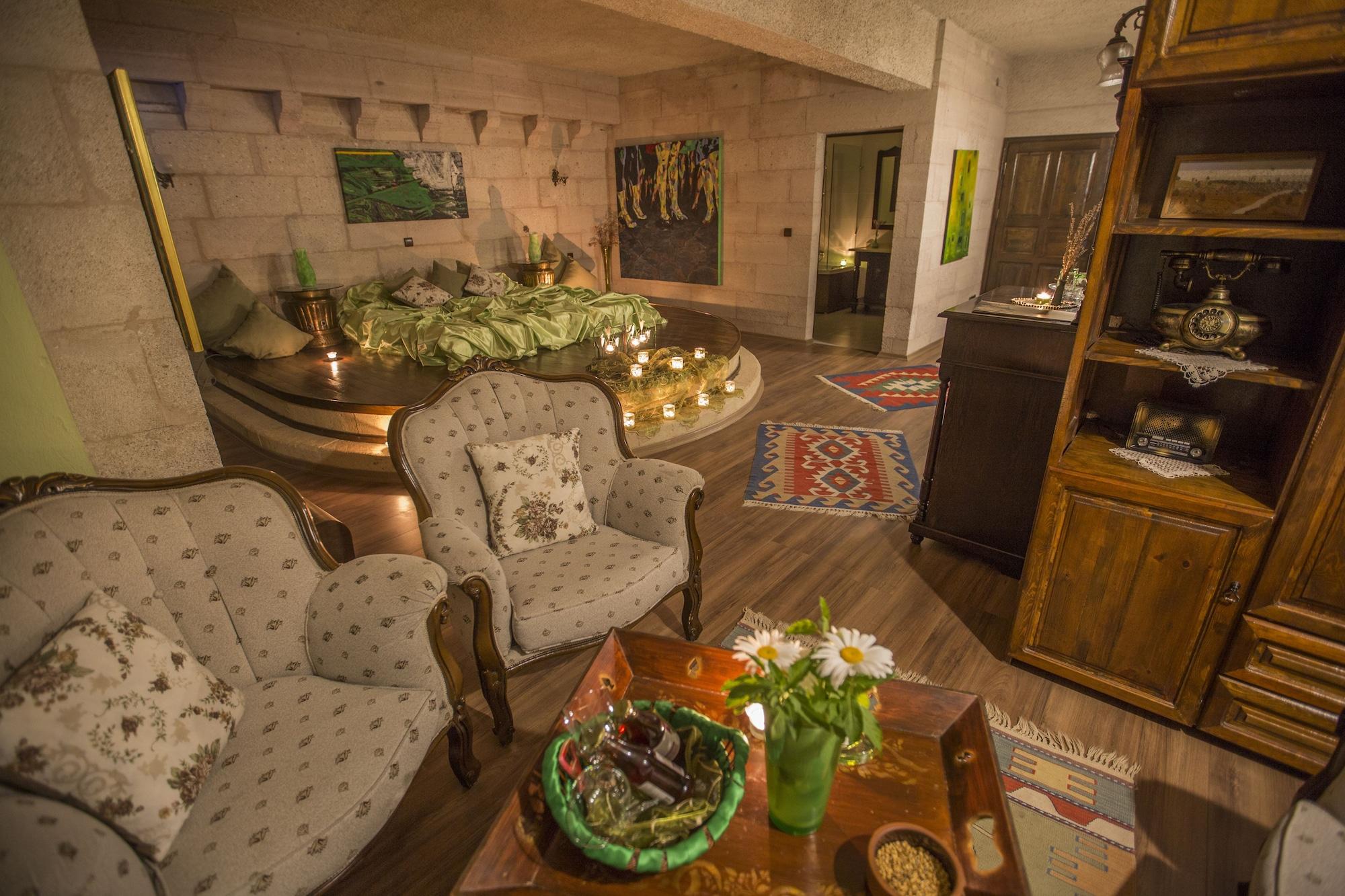 Karlik Evi - Special Category Готель Учгісар