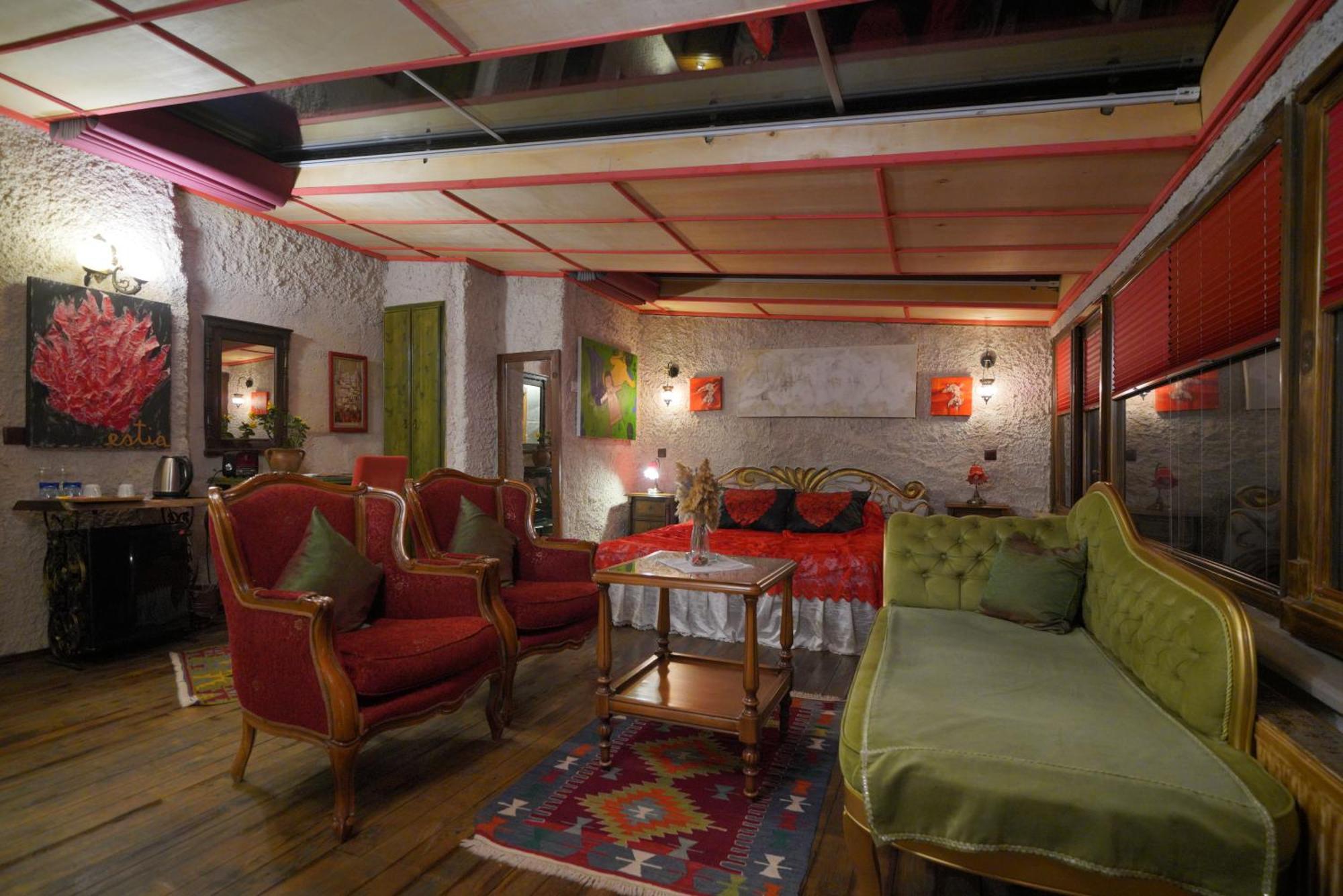 Karlik Evi - Special Category מלון אוצ'יסר