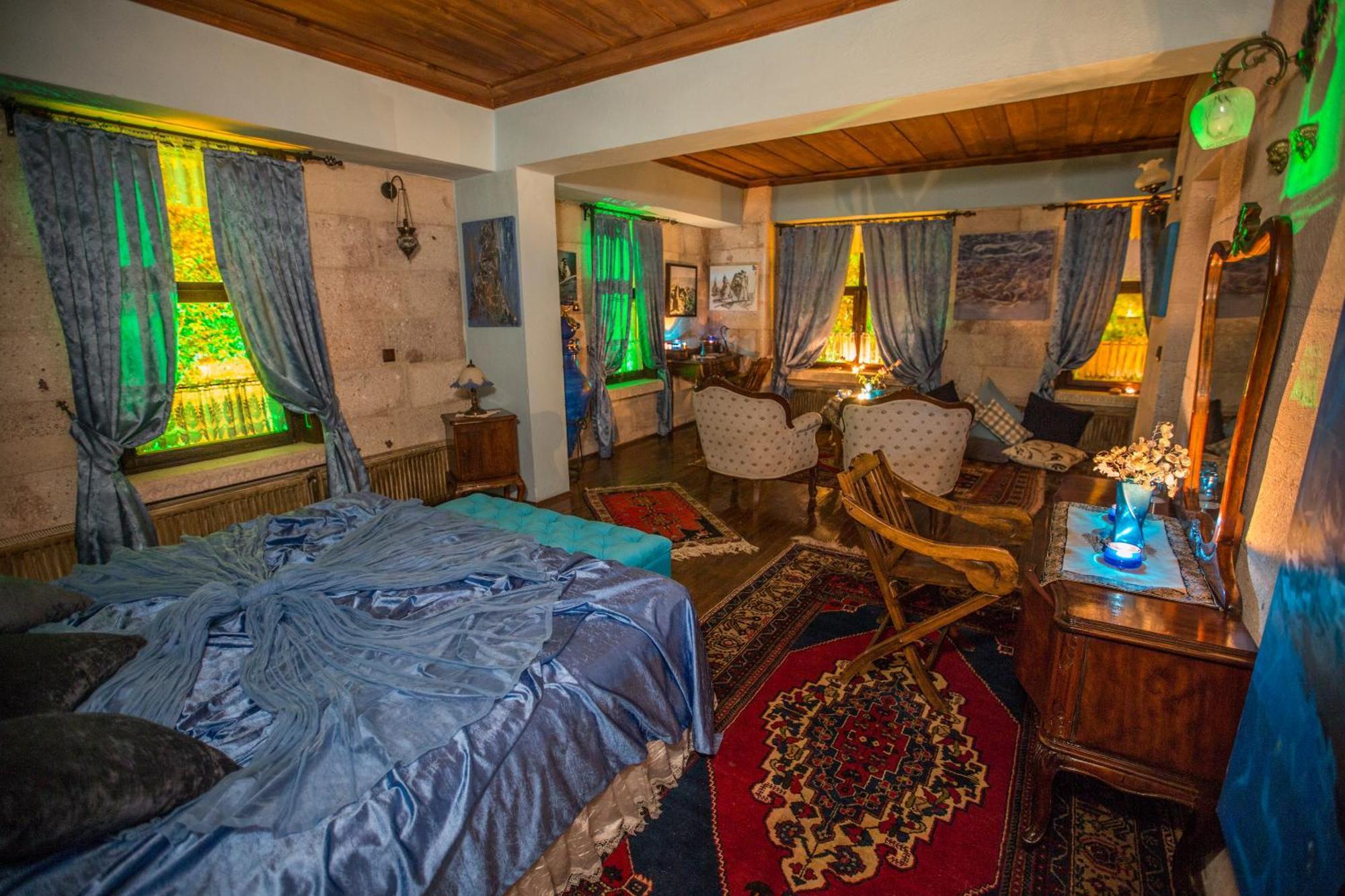 Karlik Evi - Special Category 2* אוצ'יסר