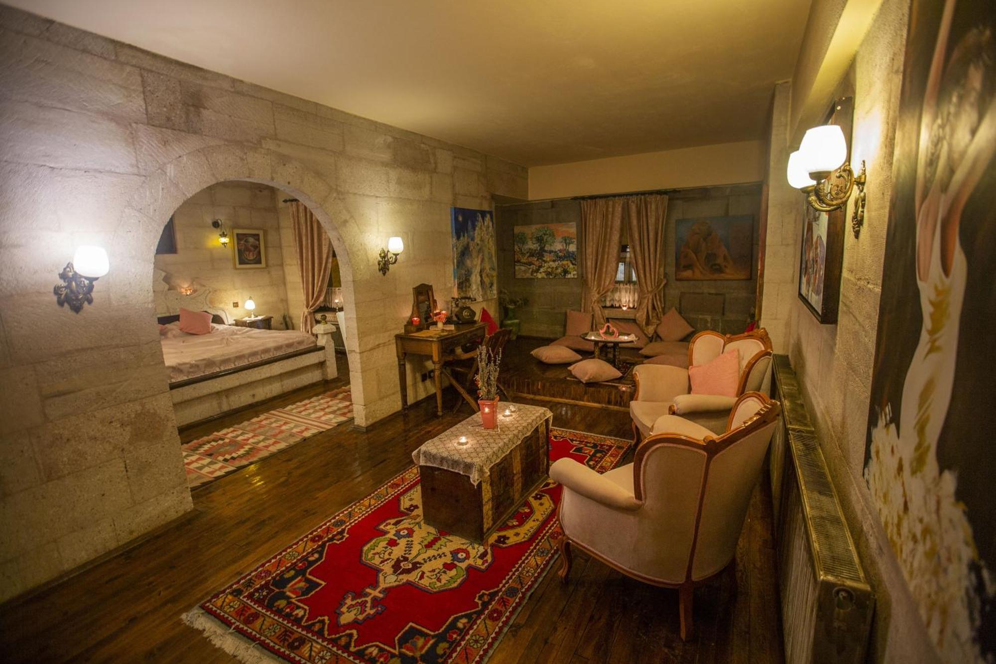 Karlik Evi - Special Category 2* אוצ'יסר
